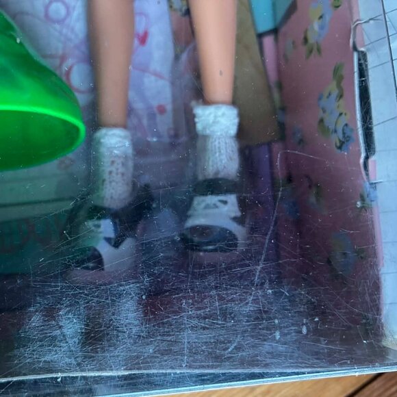 Adrienne's Volcano Doll New in Box Project Mc2 MGA Entertainment 2015 - Picture 16 of 16